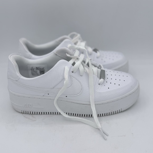 Nike Women's Air Force 1 Sage Low Triple White Platform Sneakers Size 7 - Picture 2 of 9